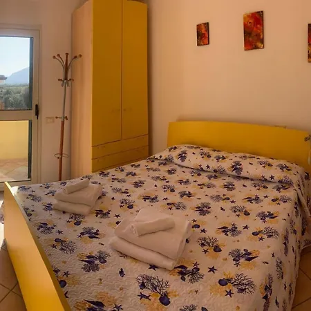 Casa Menuccia Орозеи